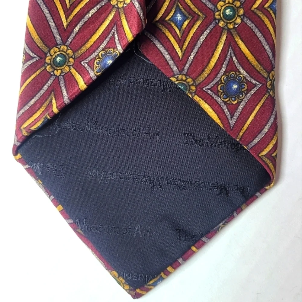 Metropolitan Museum of Arts Men's Necktie